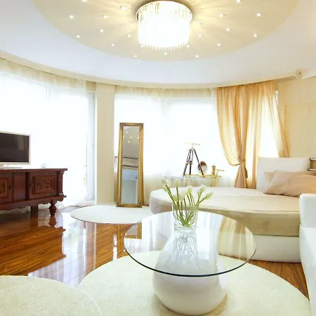 Penthouse Апартамент