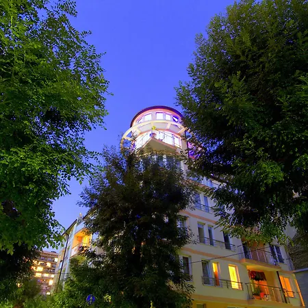 アパート Penthouse